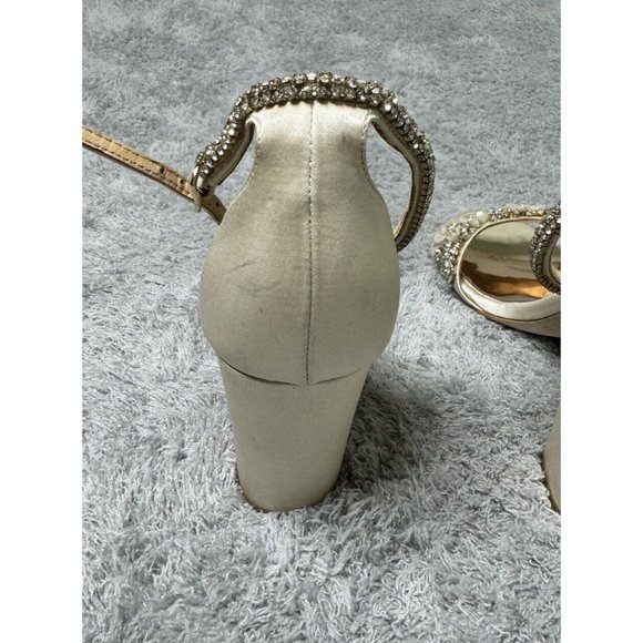 Badgley Mischka Finesse Ankle Strap Sandal Open Toe Size 7.5 - Picture 7 of 9